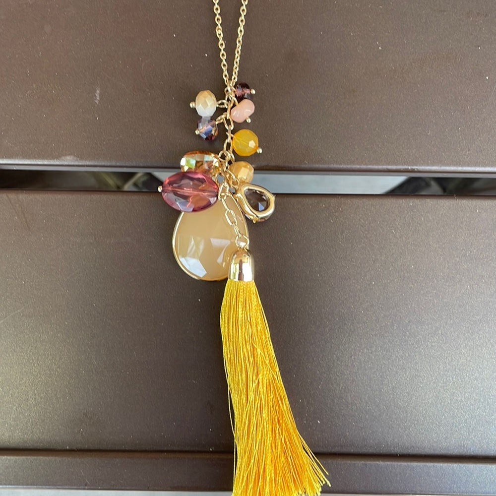*$10 each if 3 or more are purchased* LOFT Necklace